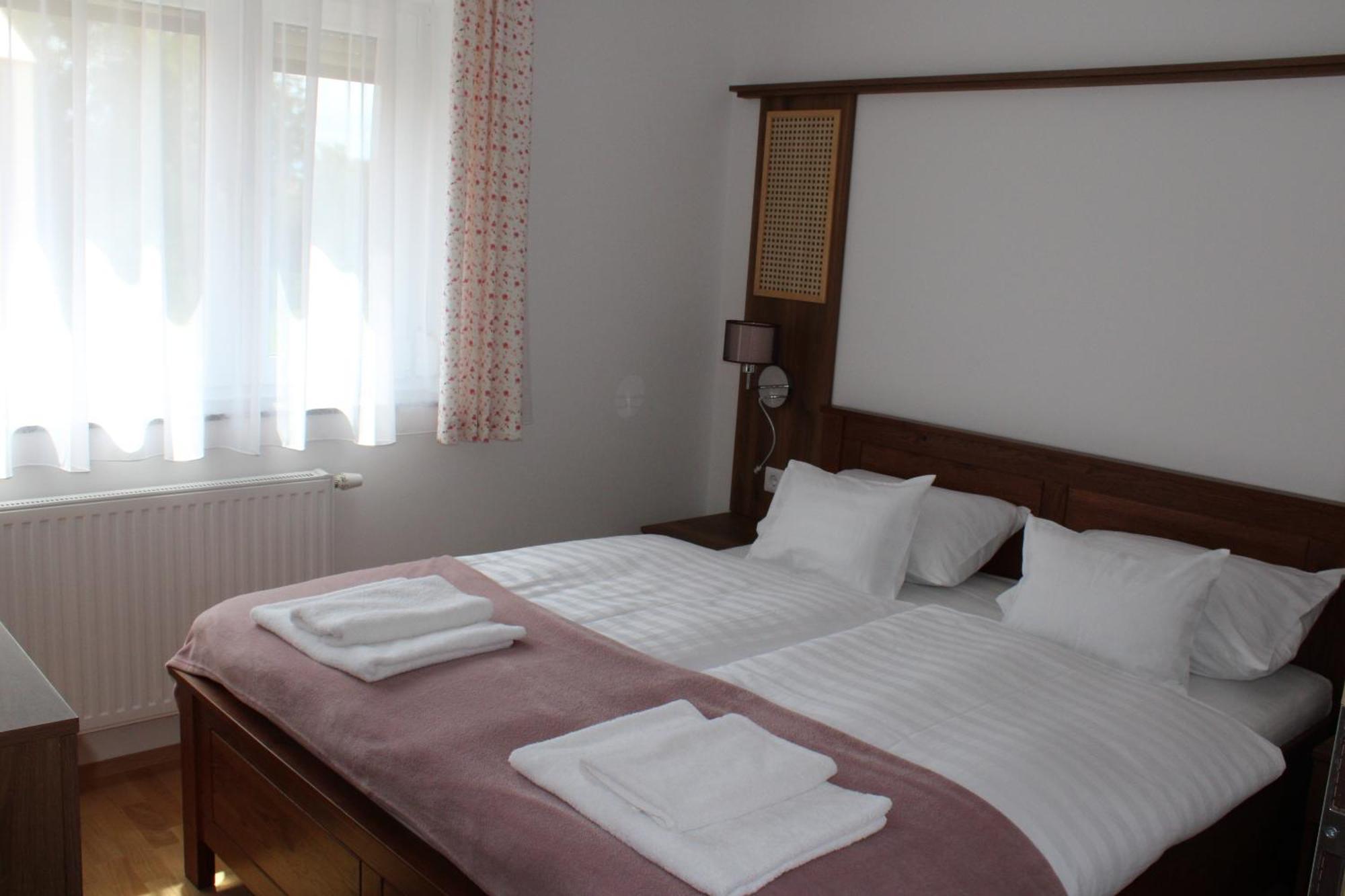 Mara Apartman Buek Bagian luar foto