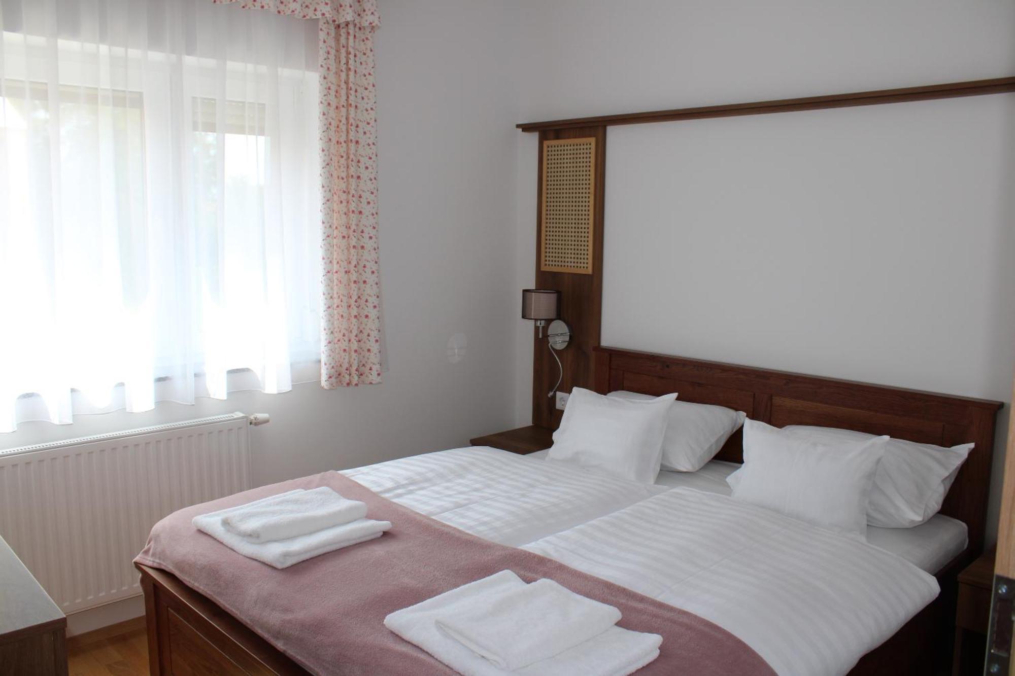Mara Apartman Buek Bagian luar foto