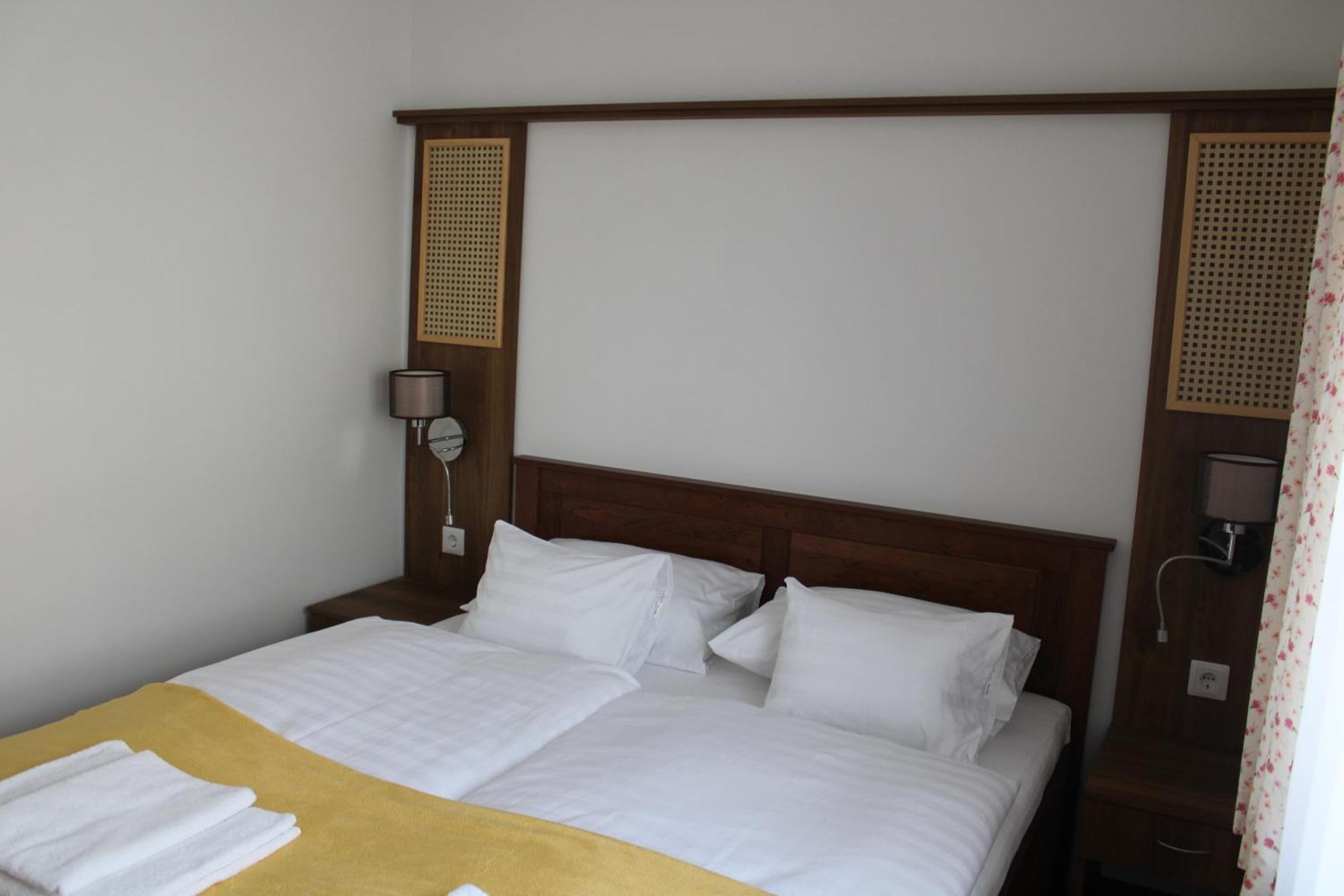 Mara Apartman Buek Bagian luar foto